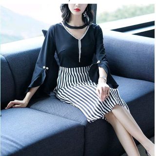ĐẦM DỰ TIỆC CỔ KẾT HẠT ĐÁ