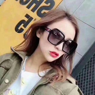 mắt kính a