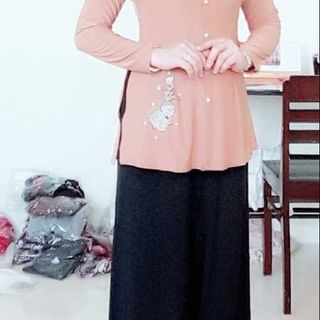 Bà ba mầu thêu đính đá kiêu sa