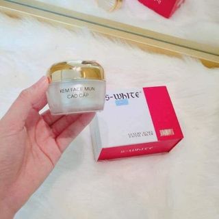 Face mụn Swhite