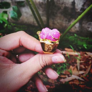 mat nhẫn