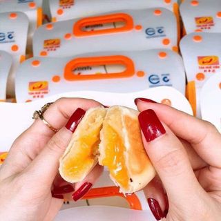 Bánh Pía Kim Sa Trứng Muối 18c