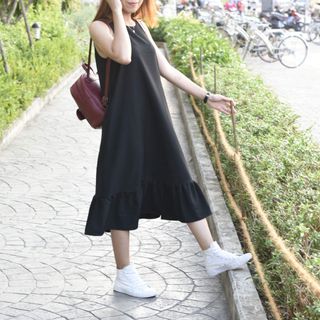 Đầm thiết kế by Yems