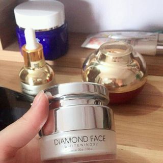 kem dưỡng da ngày DAMOND FACE