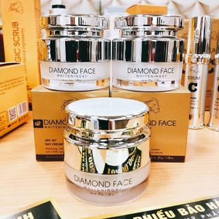 kem dưỡng da ngày DAMOND FACE