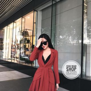 ĐẦM CỔ V DỰ TIỆC