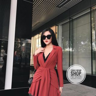 ĐẦM CỔ V DỰ TIỆC