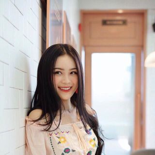 ĐẦM MAXI BẸT VAI THÊU HOA