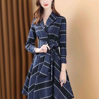 DAM CỔ VEST SỌC CARO