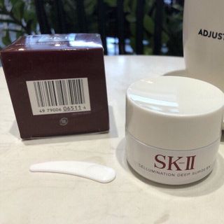 kem dưỡng trắng da skii chuẩn