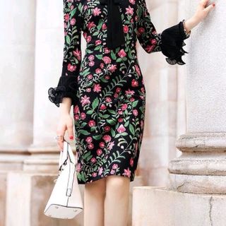ĐẦM THUN HOA TAY VOAL