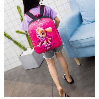 ba lô em bé đi học