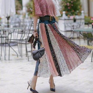 túi đeo nữ phong cách sang trọng