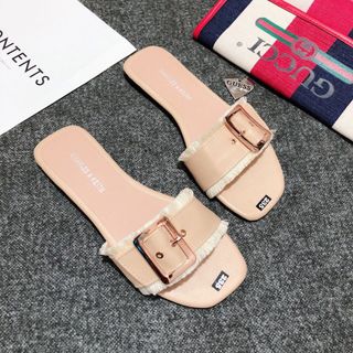 dép quai ngang khóa nữ