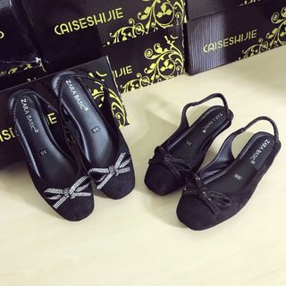 giày sục nữ đính đá nữa
