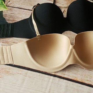 áo cúp ngực không dây