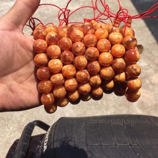 Vòng gỗ huyết long