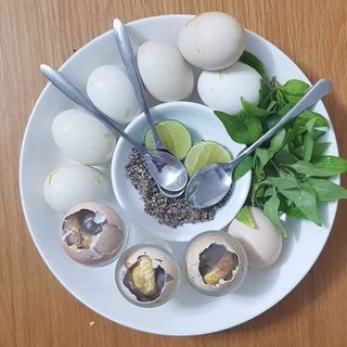 Cung Cấp trứng gà ác lộn số lượng lớn - KhaThy Tiền Giang