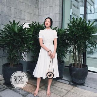 ĐẦM REN TAY PHỒNG XÒE