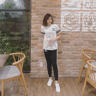 SET BỘ THỂ THAO VIỀN SỌC TRẮNG ĐEN