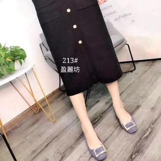 chân váy len dáng dài