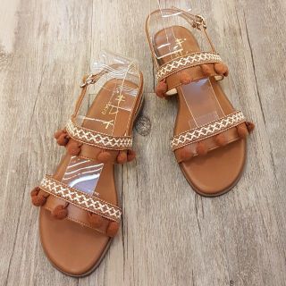 Sandal Kirei LP - 2 bản cục bông nhỏ 1p