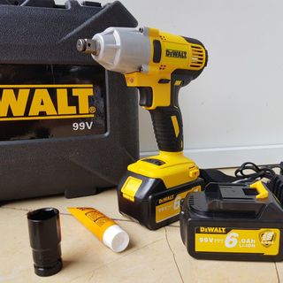máy siết vặn bu lông dewalt 99v