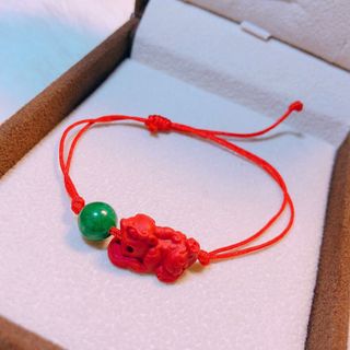 Dây chỉ đỏ Nghê chu sa nhả ngọc