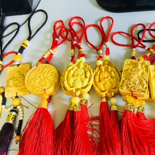 KHÁNH TREO Ô TÔ GỖ HOÀNG DƯƠNG