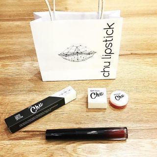 Son Chu Chu Lipstick Vỏ đen giá sỉ