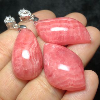 MẶT DÂY CHUYỀN ĐÁ ĐÀO HOA XỊN
