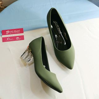 Giày cao gót bít mũi nhọn gót trong