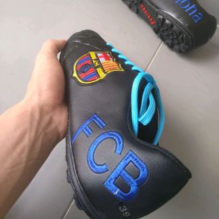 sỉ giày bóng đá sân cỏ nhân tạo thêu logo