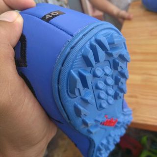 sĩ giày đá bóng fan FCB