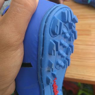 sĩ giày đá bóng fan FCB