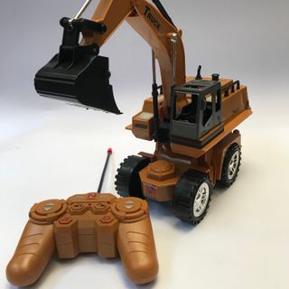 máy xúc điều khiển