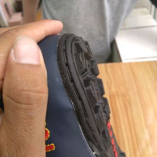 giày đá banh fan real