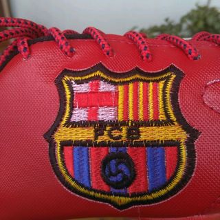 Giày đá bóng FC barcelona đỏ