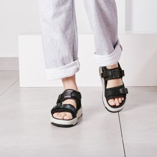 sandal 6210 ghi nam nữ