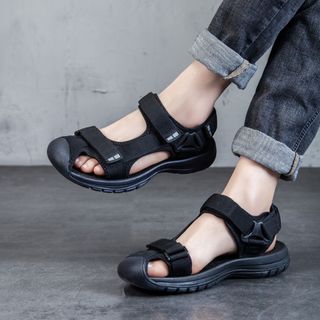 sandal 25 đen nam nữ