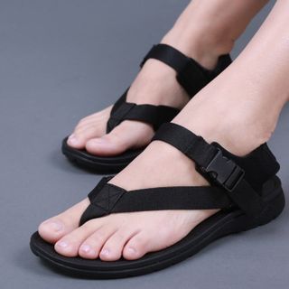 sandal 190 đen trăng và 4301