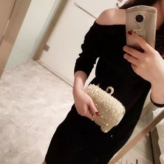 ví dự tiệc đến ngọc trai