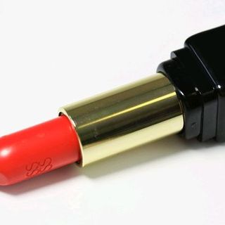 son Guerlain kiss kiss shaping