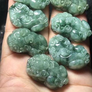 TỲ HƯU ĐEO CỔ NGỌC CẨM THẠCH