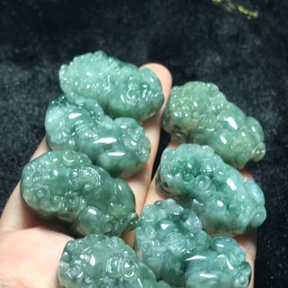 TỲ HƯU ĐEO CỔ NGỌC CẨM THẠCH