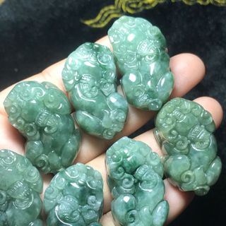 TỲ HƯU ĐEO CỔ NGỌC CẨM THẠCH