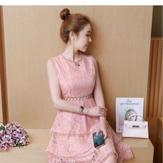 ĐẦM XÒE HỌA TIẾT REN HỞ EO NỮ TÍNH