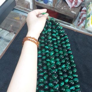 Đá thachk anh mắt hổ chuổi dây dài đủ size từ 8-14 ly