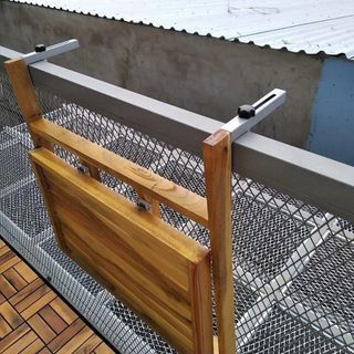 Bàn treo ban công