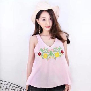 Áo thô 2 dây thêu hoa